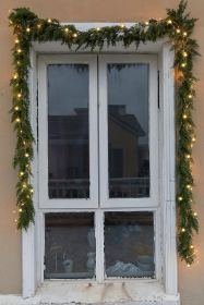 Artificial Christmas Garland with LED String Lights – Pine Needle Cypress Holiday Decor